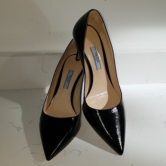 prada stiletto shoes